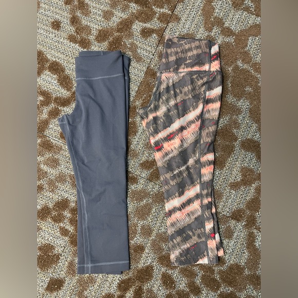 Women’s XS athletic capris (Nike/Under Armour- bundle of 2!) - Picture 1 of 9